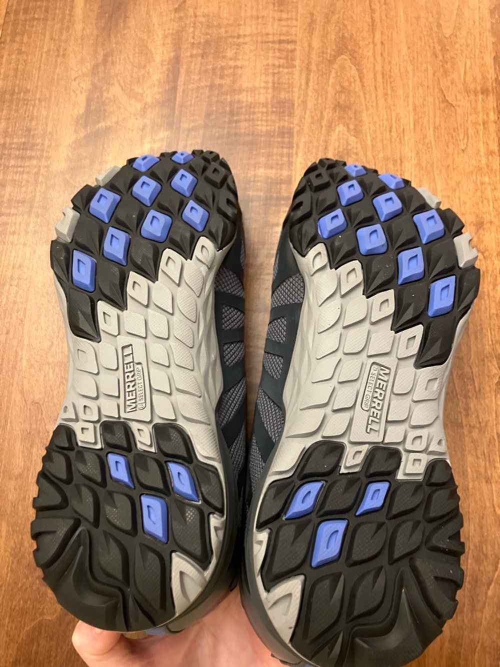 Merrell Black and Gray Women's Hiking Sneakers - Picture 5 of 6